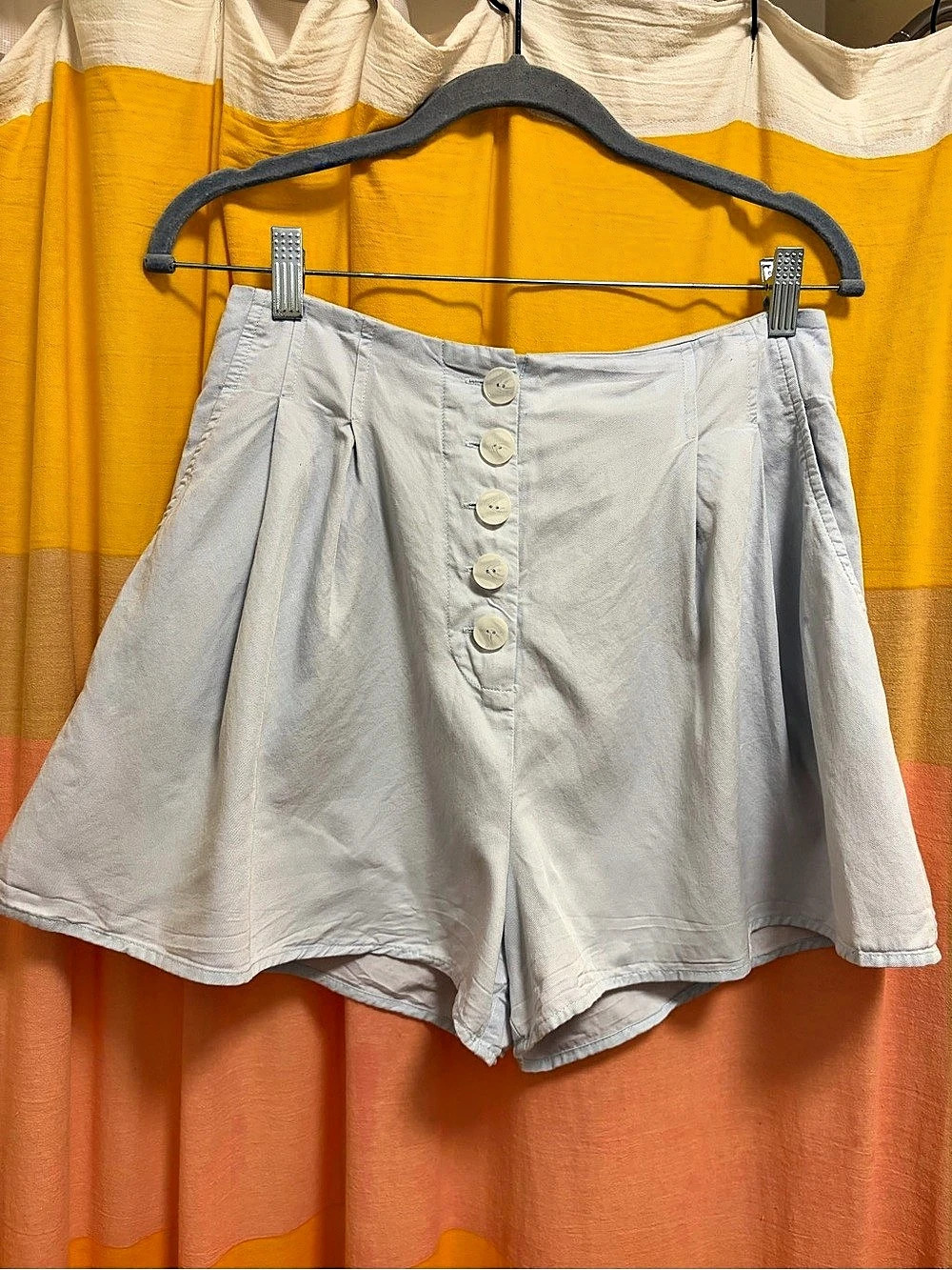 Rare Gianni Bini High Waist Shorts in Gray Small Like New